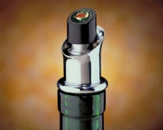 wine bottle stopper and pourer