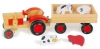 tractor met kar en dieren 
